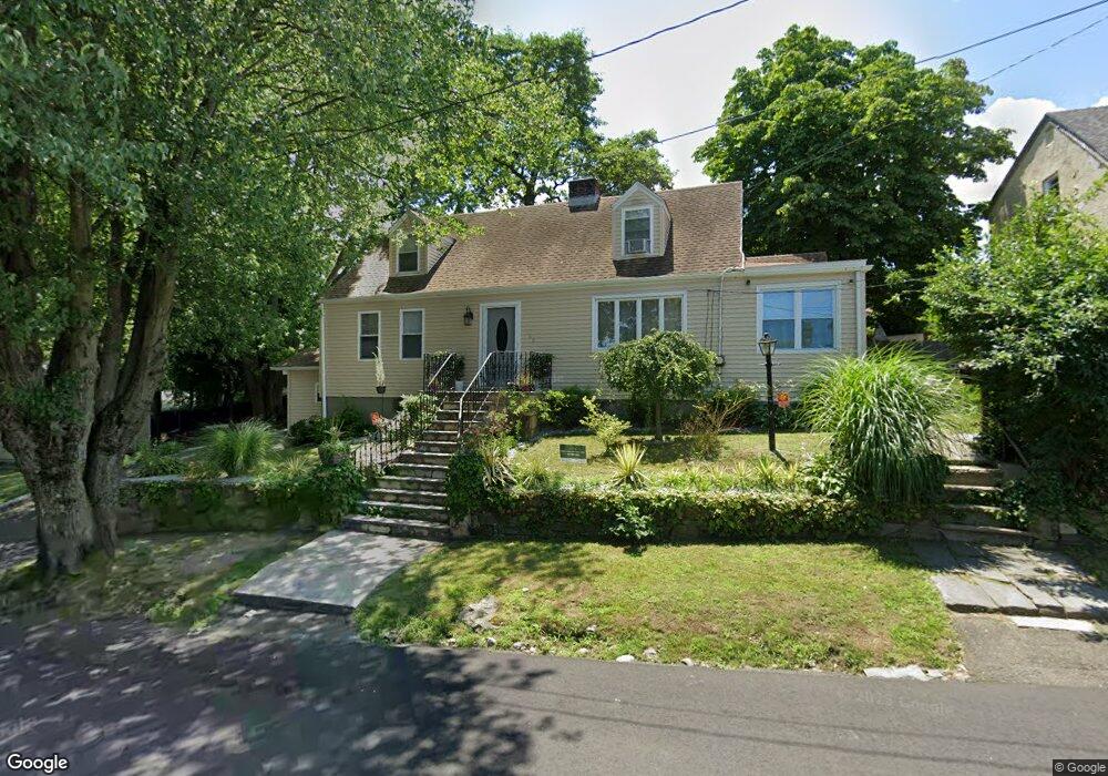 160 Price St, Bridgeport, CT 06610 - photo 1