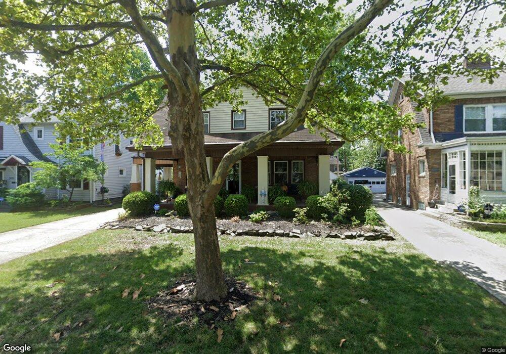 3021 Crescent Dr, Columbus, OH 43204 - photo 1