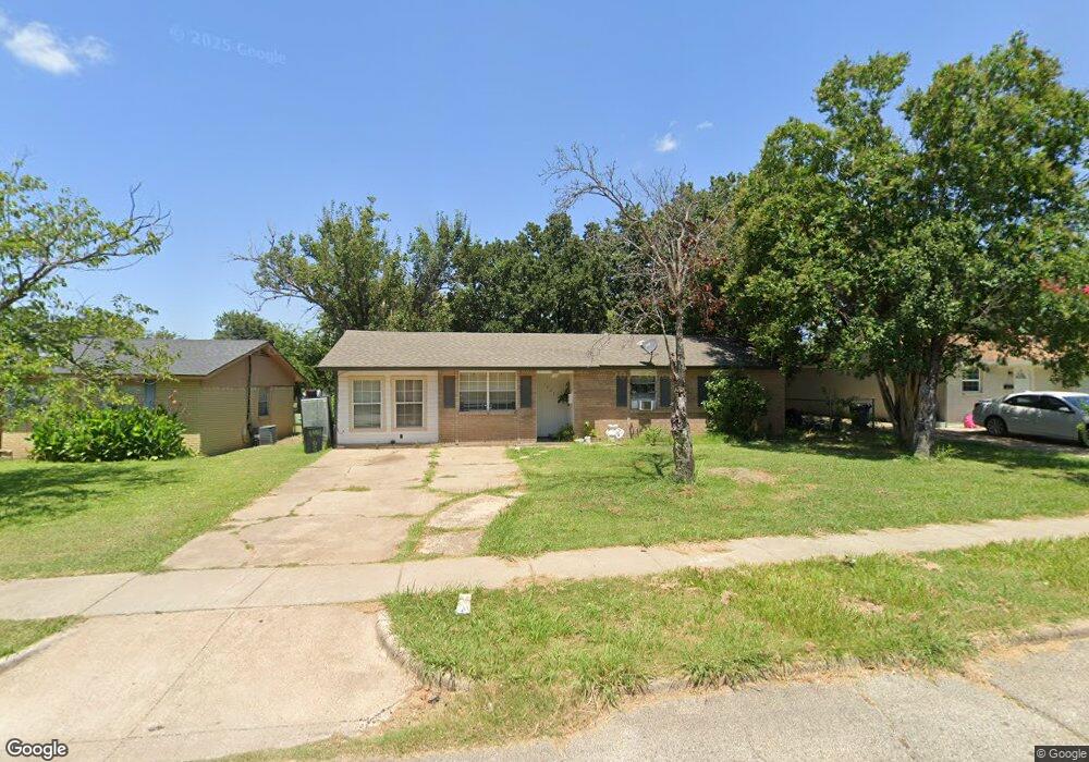 1407 Briarwood Dr, Mesquite, TX 75149 - photo 1