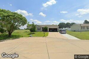 350 Derek Dr, Hawk Point, MO 63349