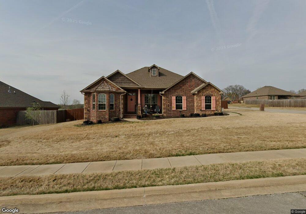1620 Colonel Bartow Dr, Prairie Grove, AR 72753 - photo 1