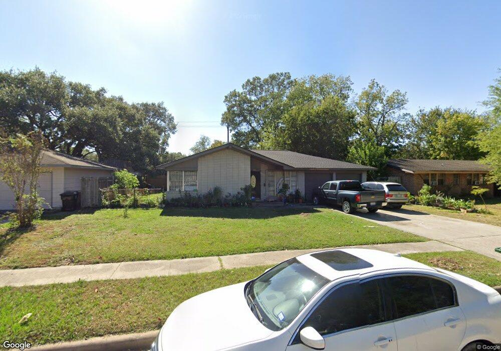 903 Rainy River Dr, Houston, TX 77088 - photo 1