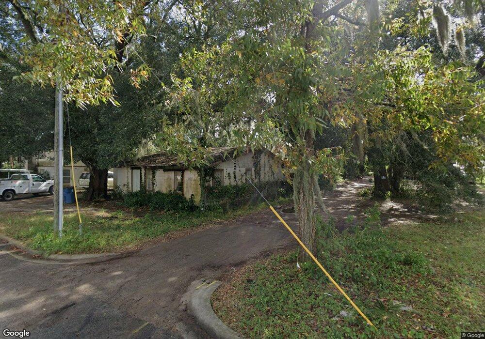 2829 Reynolds St, Brunswick, GA 31520 - photo 1