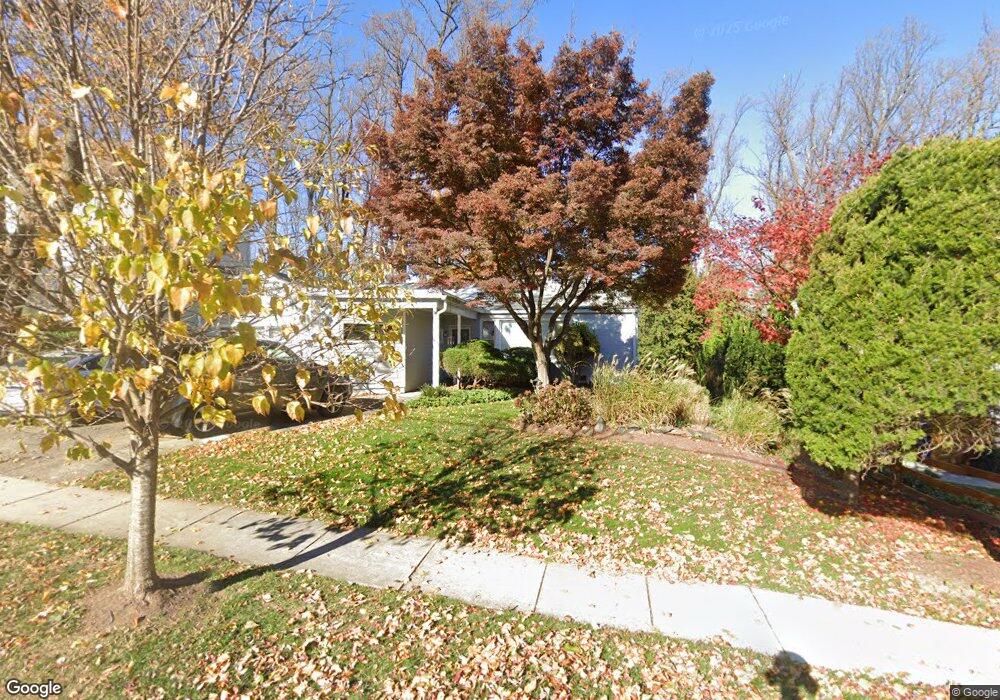 4317 Chestnut St, Bethesda, MD 20814 - photo 1