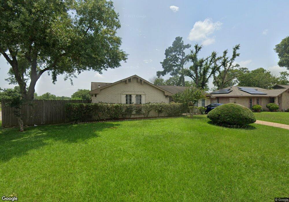 1903 Beaver Bend Rd, Houston, TX 77088 - photo 1