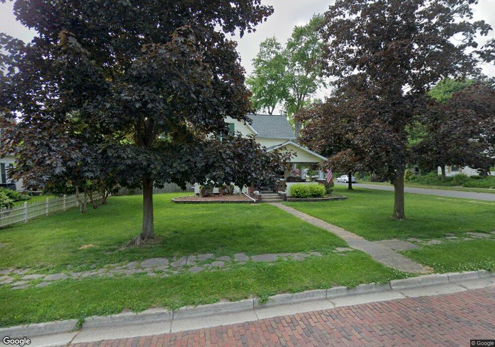 356 N Madison St, Nappanee, IN 46550 - photo 1