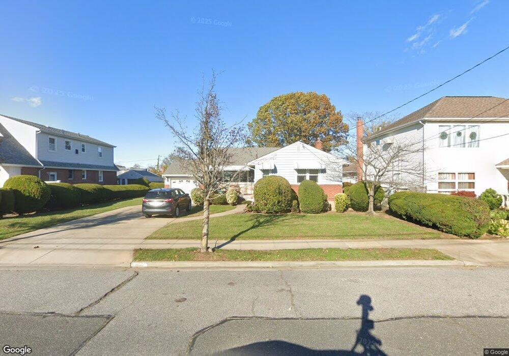 938 First Ave, Franklin Square, NY 11010 - photo 1