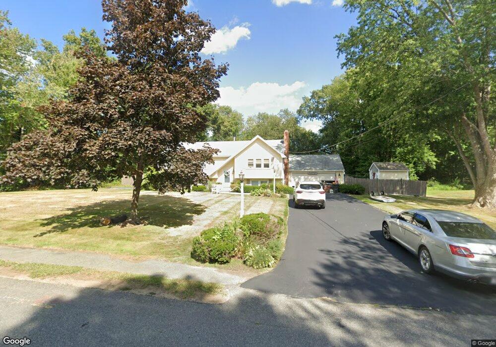 121 Country Rd, Hanover, MA 02339 - photo 1