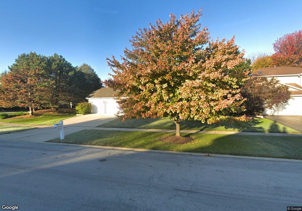 3827 Falkner Dr, Naperville, IL 60564 - photo 1