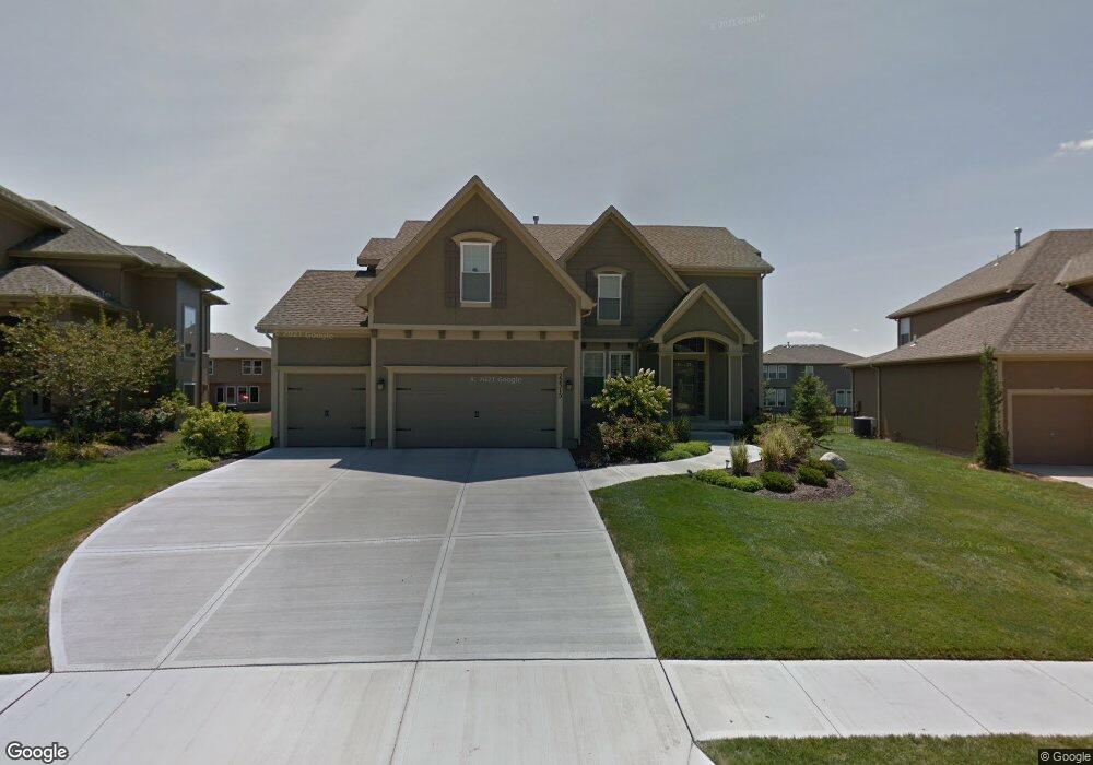 22515 W 56th St, Shawnee, KS 66226 - photo 1