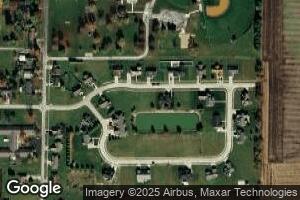 512 E 4th St S, Arcola, IL 61910