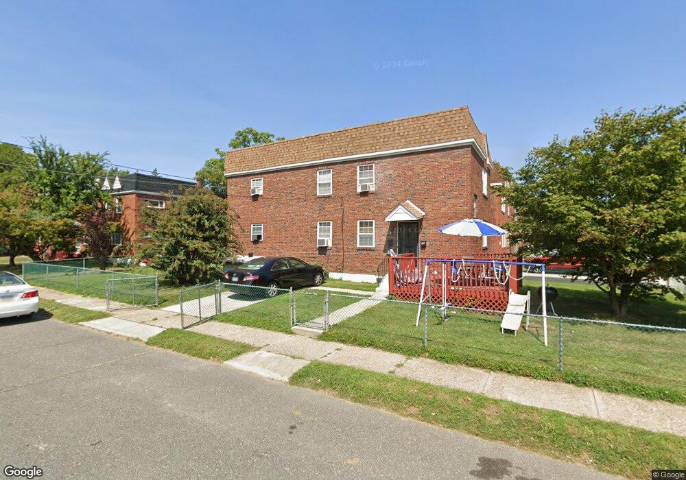 34 W Parkway Ave, Chester, PA 19013 - photo 1