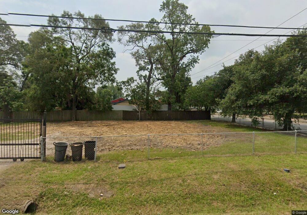 9118 Homestead Rd, Houston, TX 77016 - photo 1