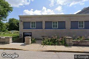 922 1/2 W 7th St, Bloomington, IN 47404