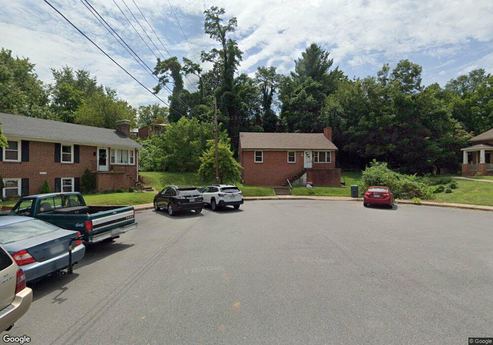 812 Saint James Cir, Charlottesville, VA 22902 - photo 1