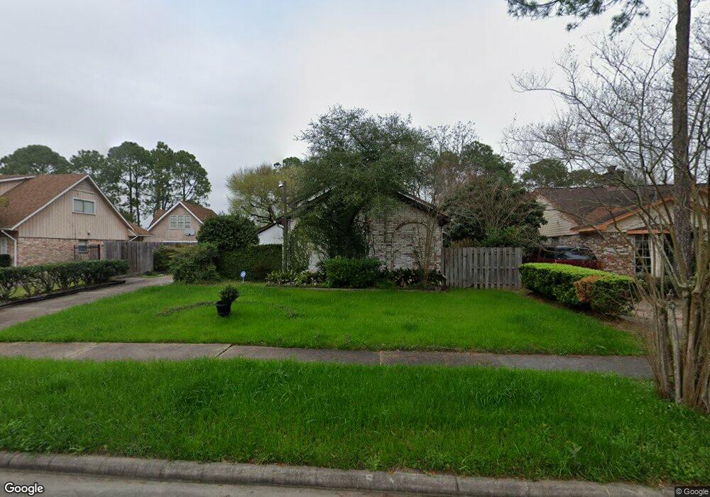 6022 Lawn Ln, Houston, TX 77088 - photo 1