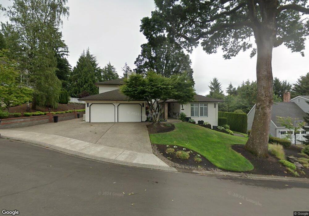 3890 Tamarack Ln, Lake Oswego, OR 97035 - photo 1