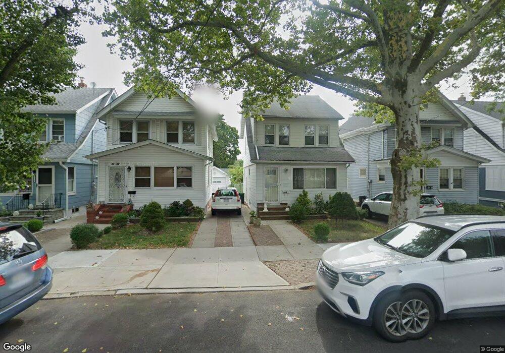 9229 224th St, Queens Village, NY 11428 - photo 1