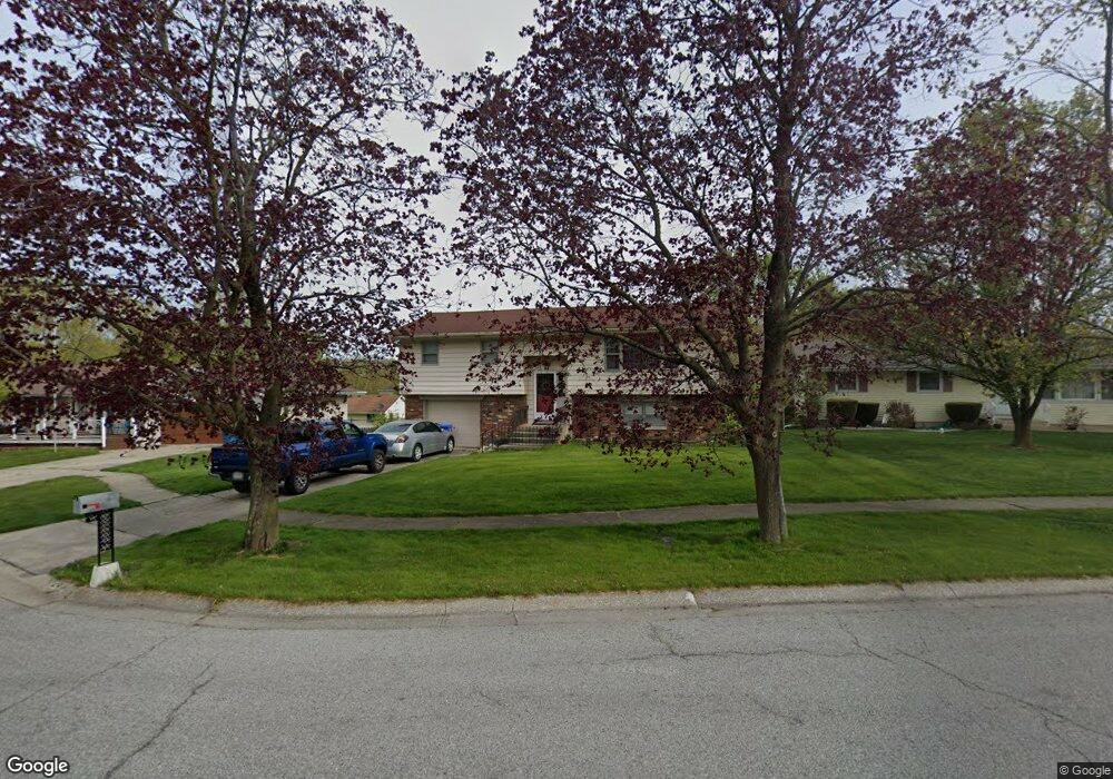 249 S Chase Dr, Crown Point, IN 46307 - photo 1