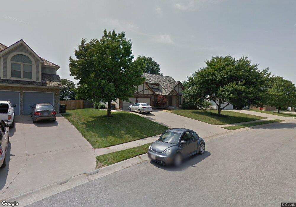 106 Southfork Rd, Lansing, KS 66043 - photo 1