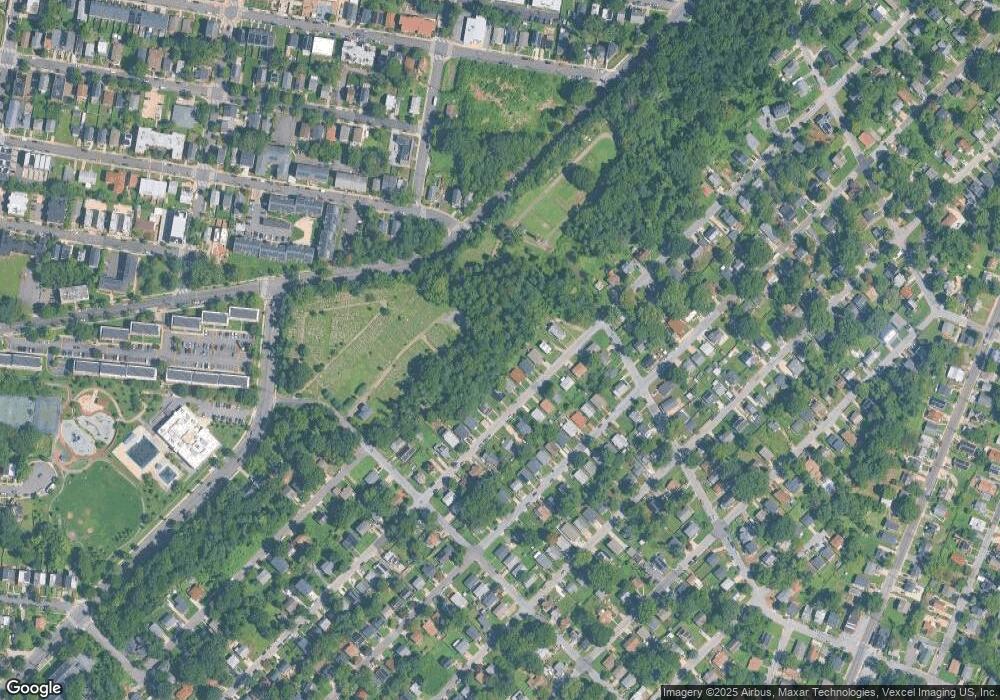 812 Abel Ave, Capitol Heights, MD 20743 - photo 1