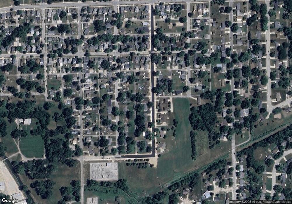 225 S Baxter St, Auburn, IN 46706 - photo 1