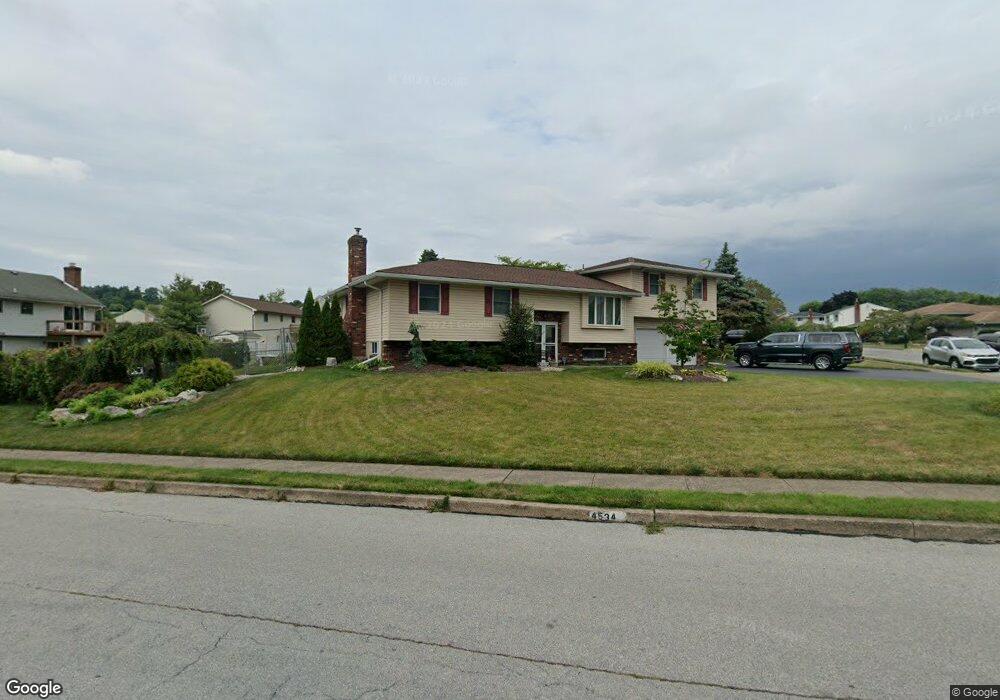 4534 Cairo Dr, Whitehall, PA 18052 - photo 1