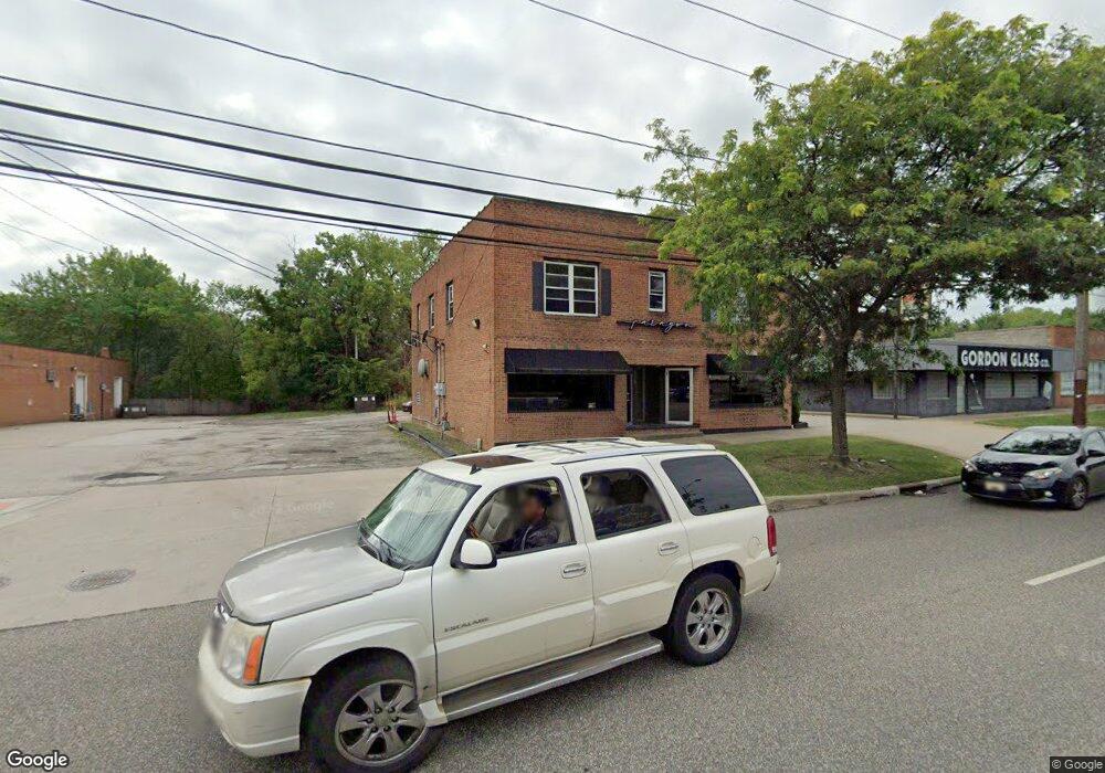 5120 Warrensville Center Rd, Maple Heights, OH 44137 - photo 1