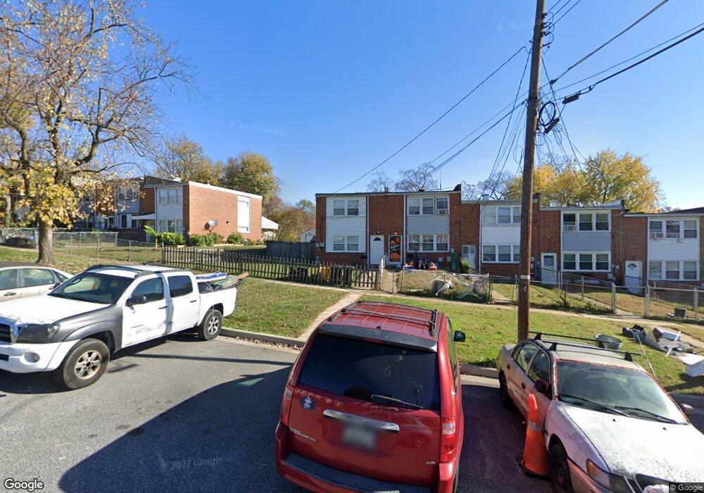 3217 Tartarian Ct, Halethorpe, MD 21227 - photo 1