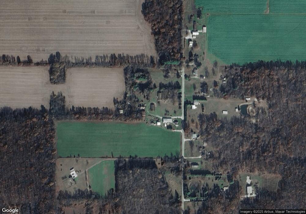 655 N 800 E, Knox, IN 46534 - photo 1