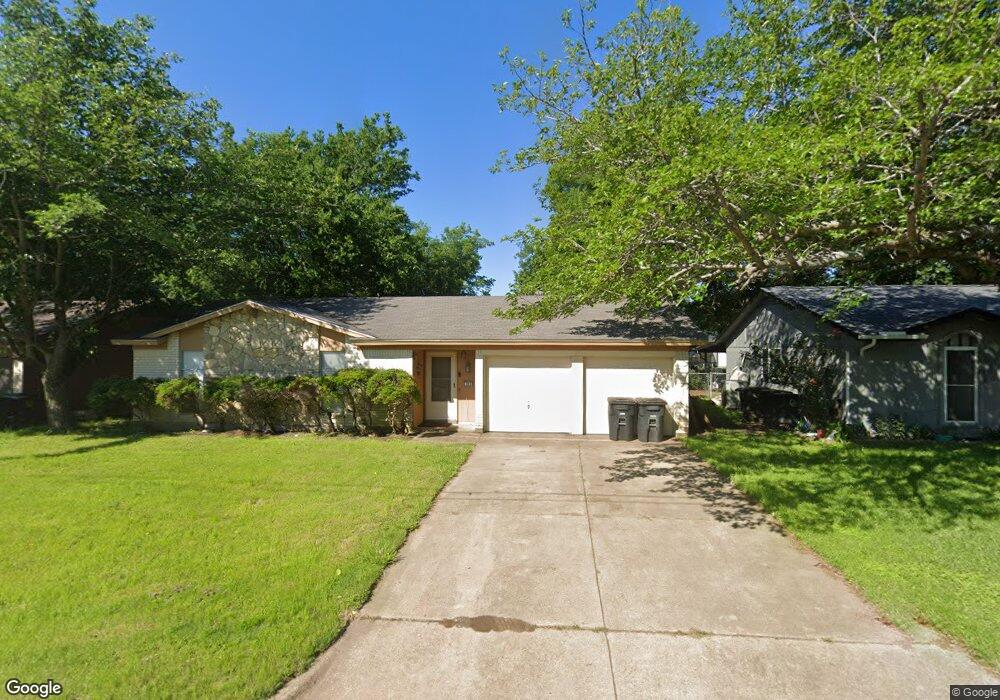 703 N Douglas Ave, Cleburne, TX 76033 - photo 1