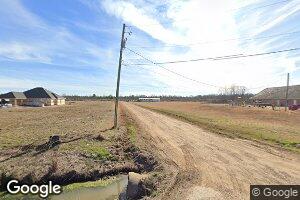 566 Highway 1207, Deville, LA 71328