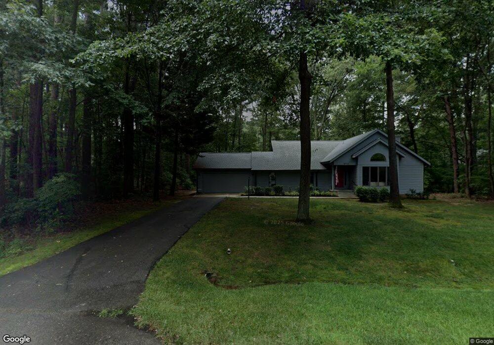 14745 Wisteria Dr, Swan Point, MD 20645 - photo 1