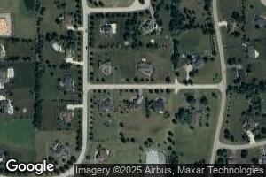 18 Otter Ln, St. Charles, IL 60175