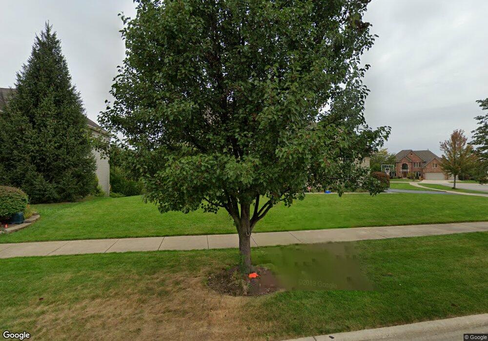 201 Violet Ln, Batavia, IL 60510 - photo 1