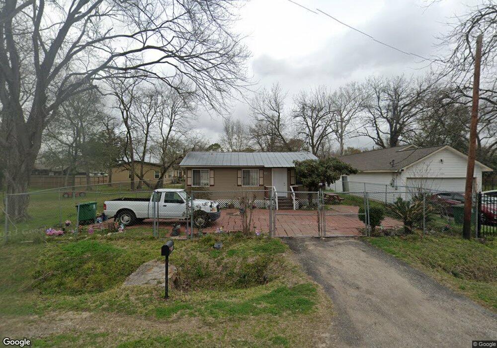 1048 South Ln, Houston, TX 77088 - photo 1