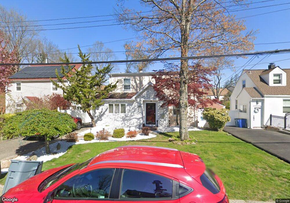 14 Keystone Rd, Yonkers, NY 10710 - photo 1