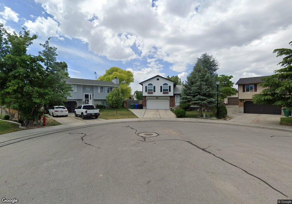 6928 S Lynaria Ct, West Jordan, UT 84081 - photo 1