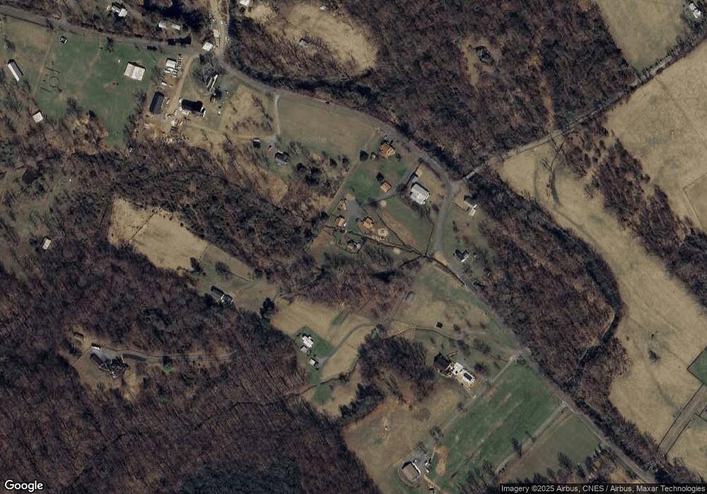 1915 Nethers Rd, Sperryville, VA 22740 - photo 1