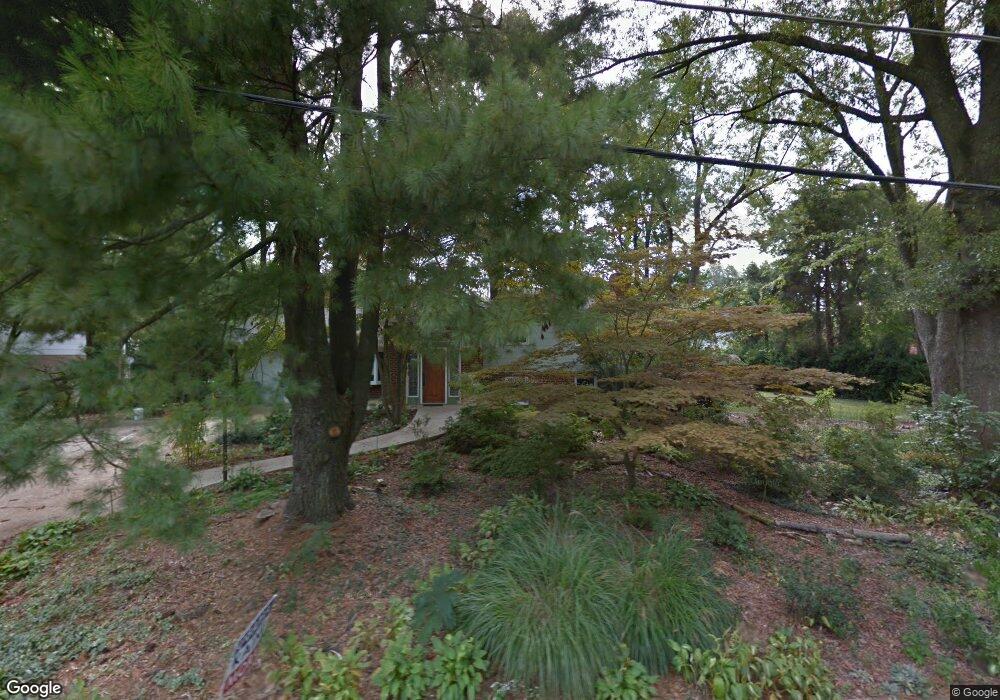 2501 Lisbon Ln, Alexandria, VA 22306 - photo 1