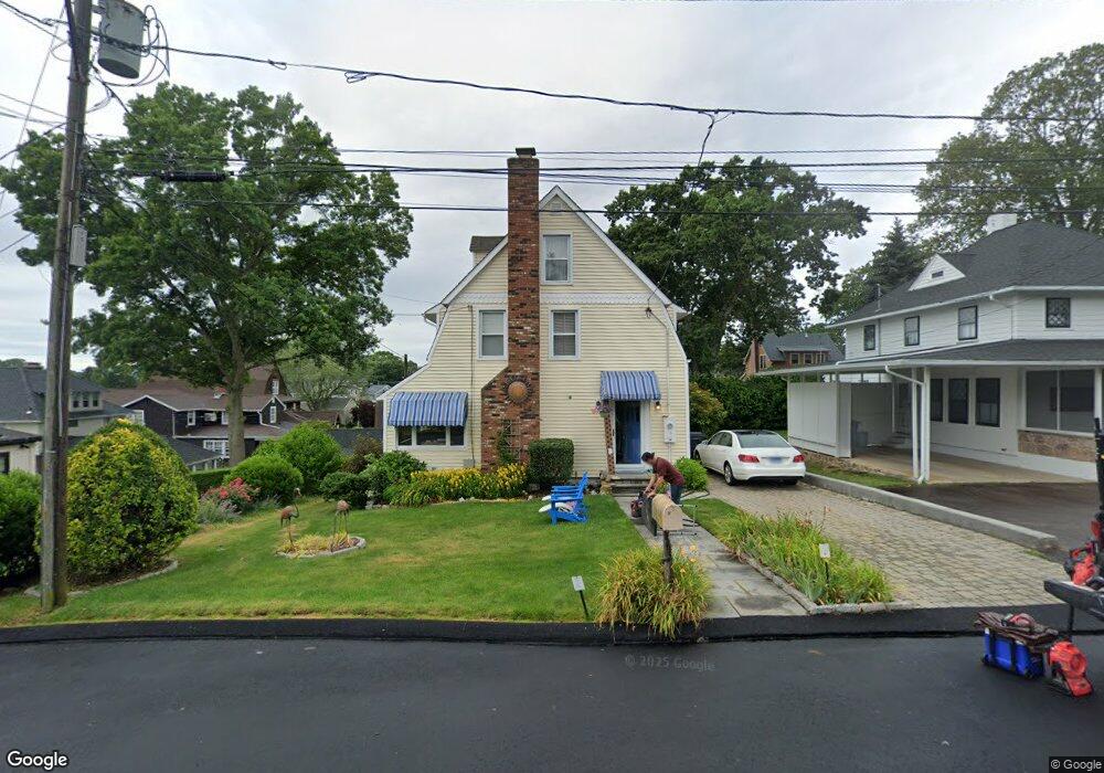 6 1st Ave, Branford, CT 06405 - photo 1