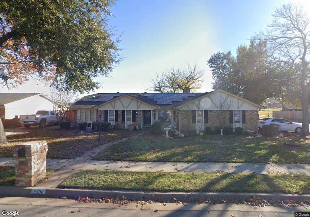 2500 Lakeview Dr, Bedford, TX 76021 - photo 1