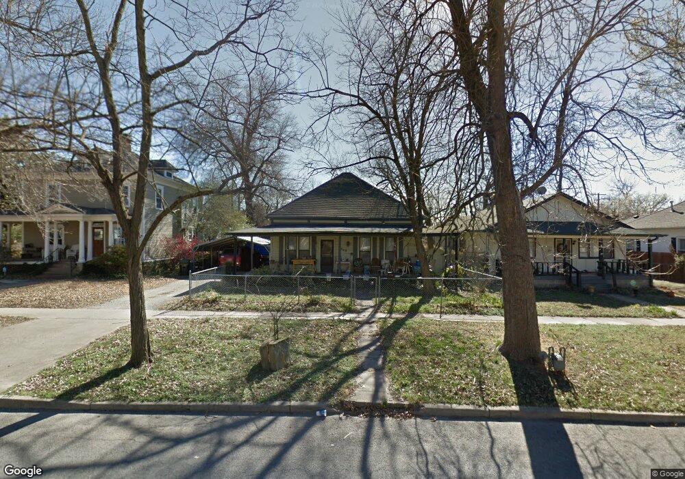 309 E 5th St, Claremore, OK 74017 - photo 1