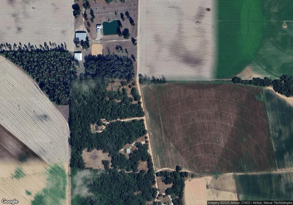 154 Davis Rd, Bainbridge, GA 39817 - photo 1