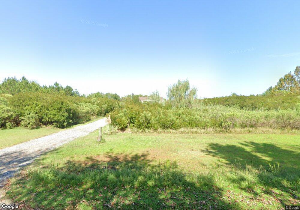 523 Fort Lowry Ln, Dunnsville, VA 22454 - photo 1