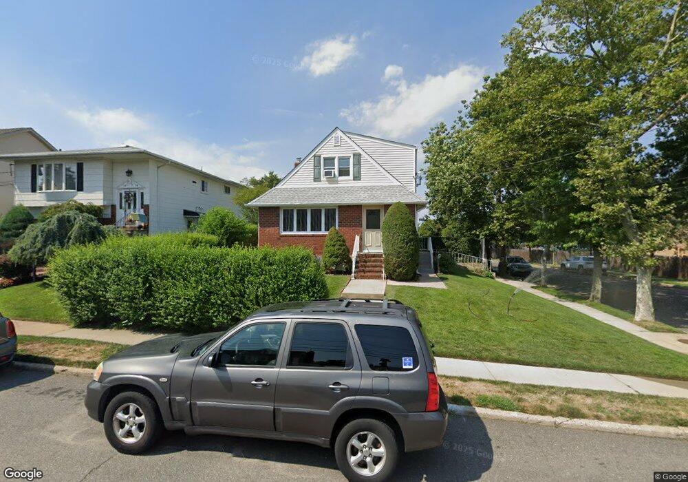 1168 Park Ave, Franklin Square, NY 11010 - photo 1