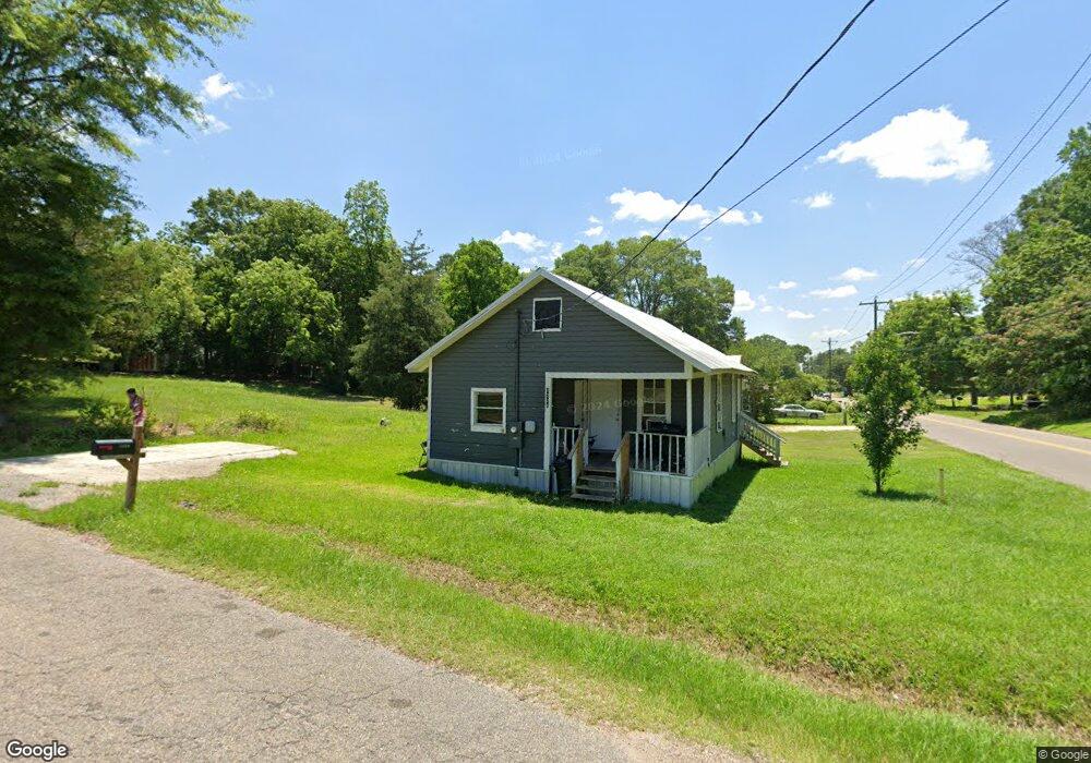 1115 N 13th Ave, Laurel, MS 39440 - photo 1