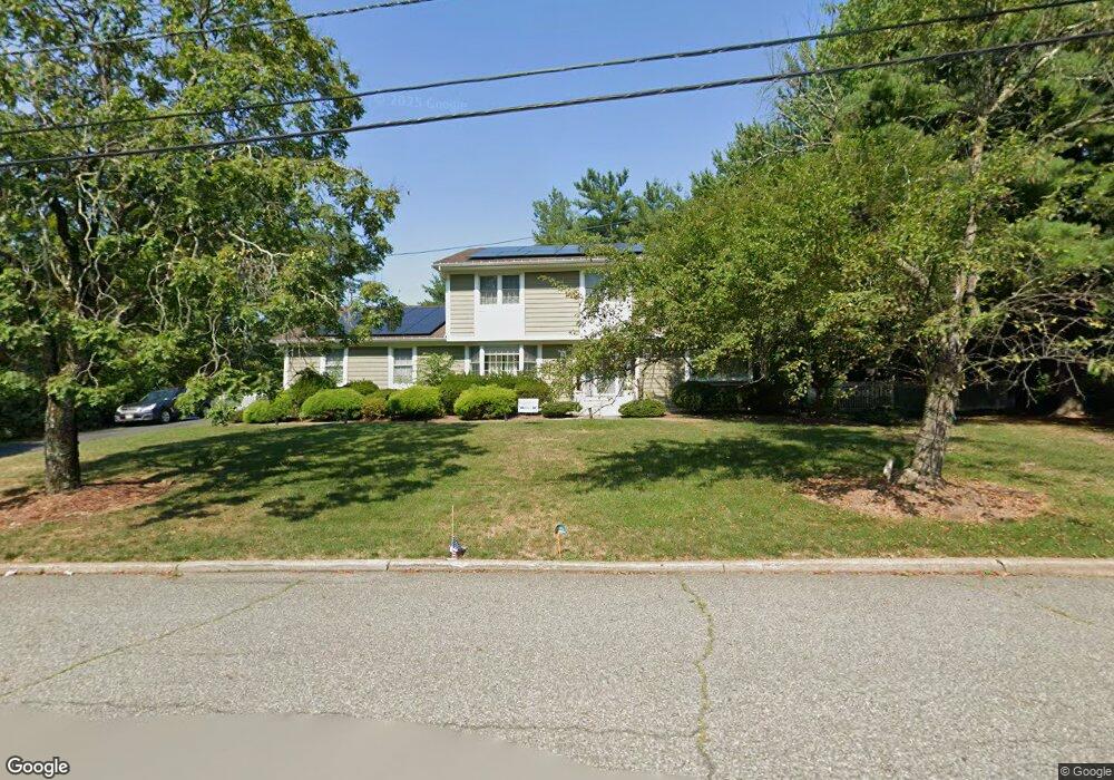 110 Clairmont Dr, Woodcliff Lake, NJ 07677 - photo 1