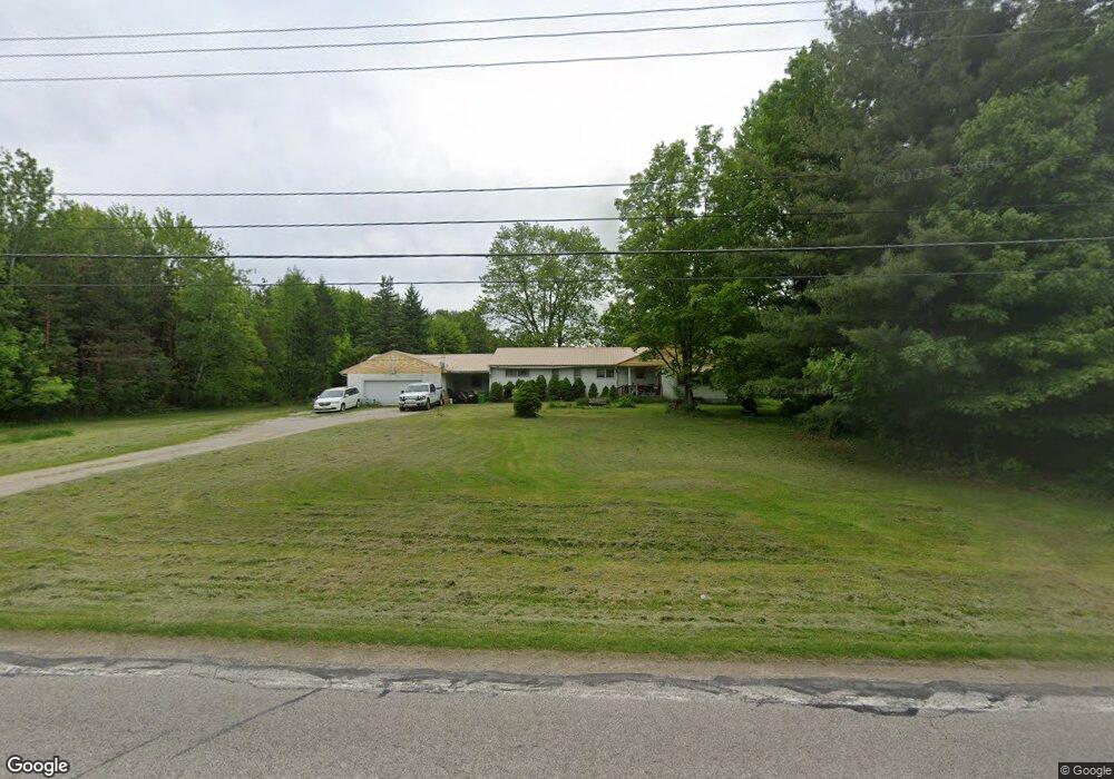 1164 E Jefferson St, Jefferson, OH 44047 - photo 1