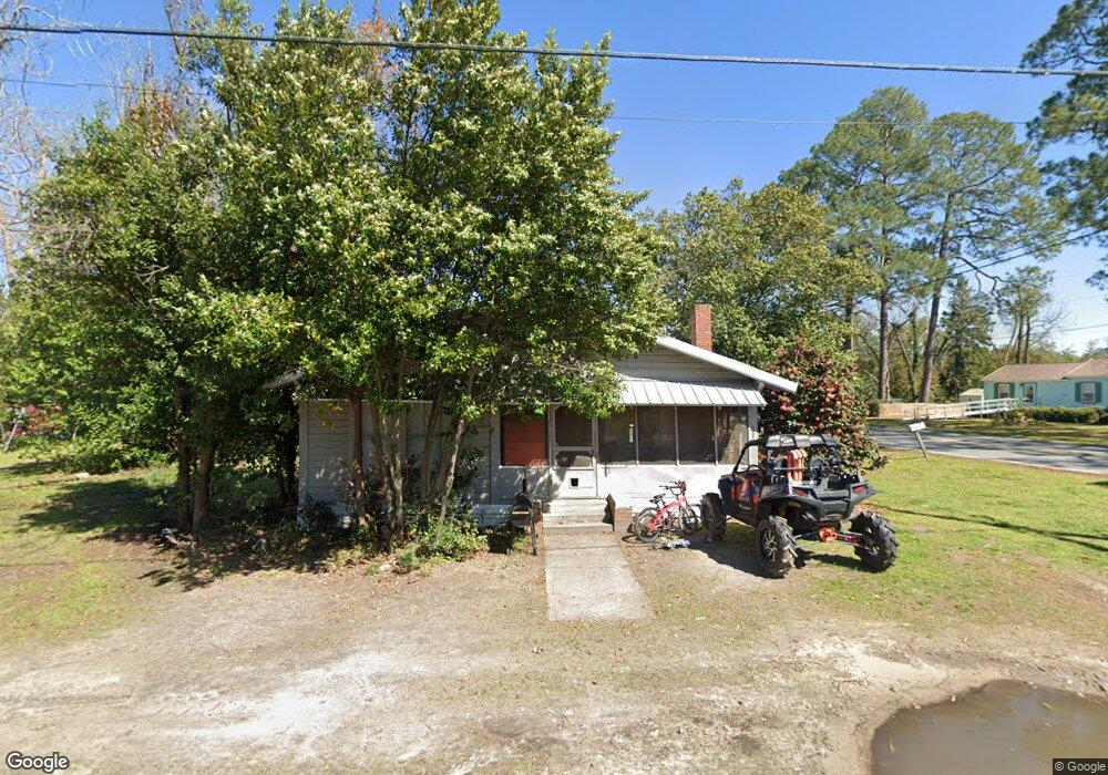 200 N Gordon Ave, Adel, GA 31620 - photo 1
